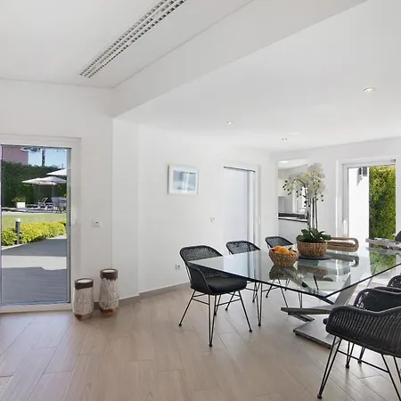 Pine Villa Vilamoura